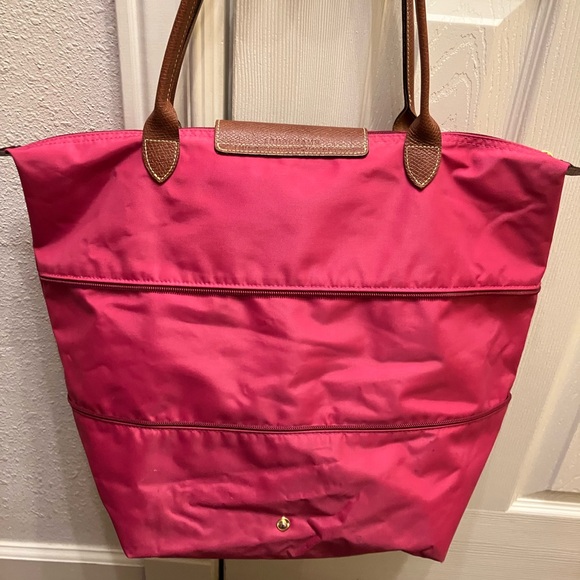 Longchamp expandable  magenta bag - Picture 7 of 15
